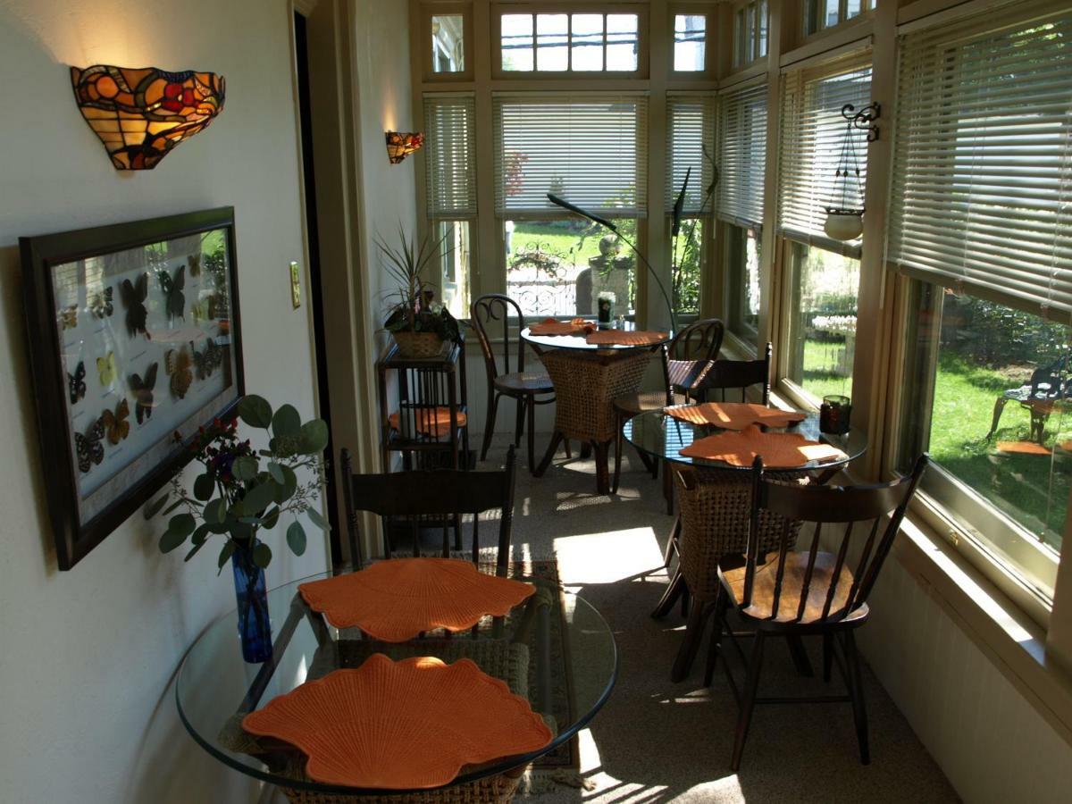 Manheim Manor Bed & Breakfast Kültér fotó
